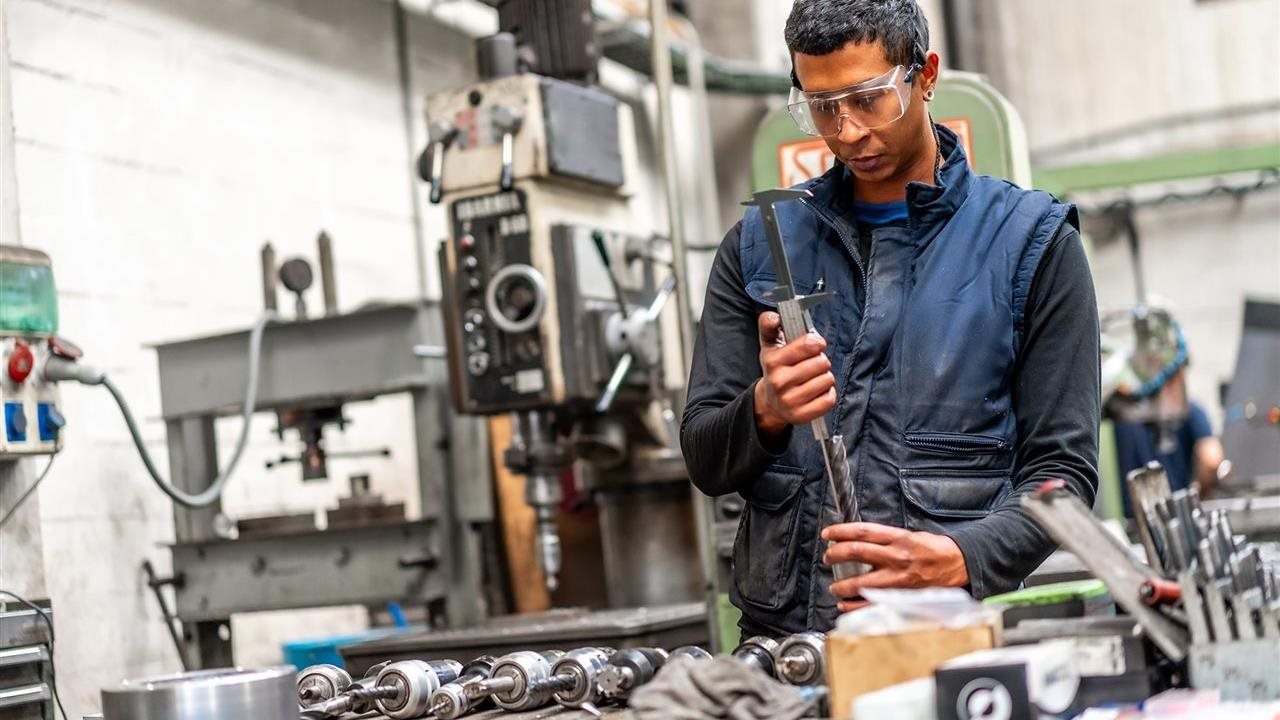 Photo for: The growing economic concerns of working-class Latinos