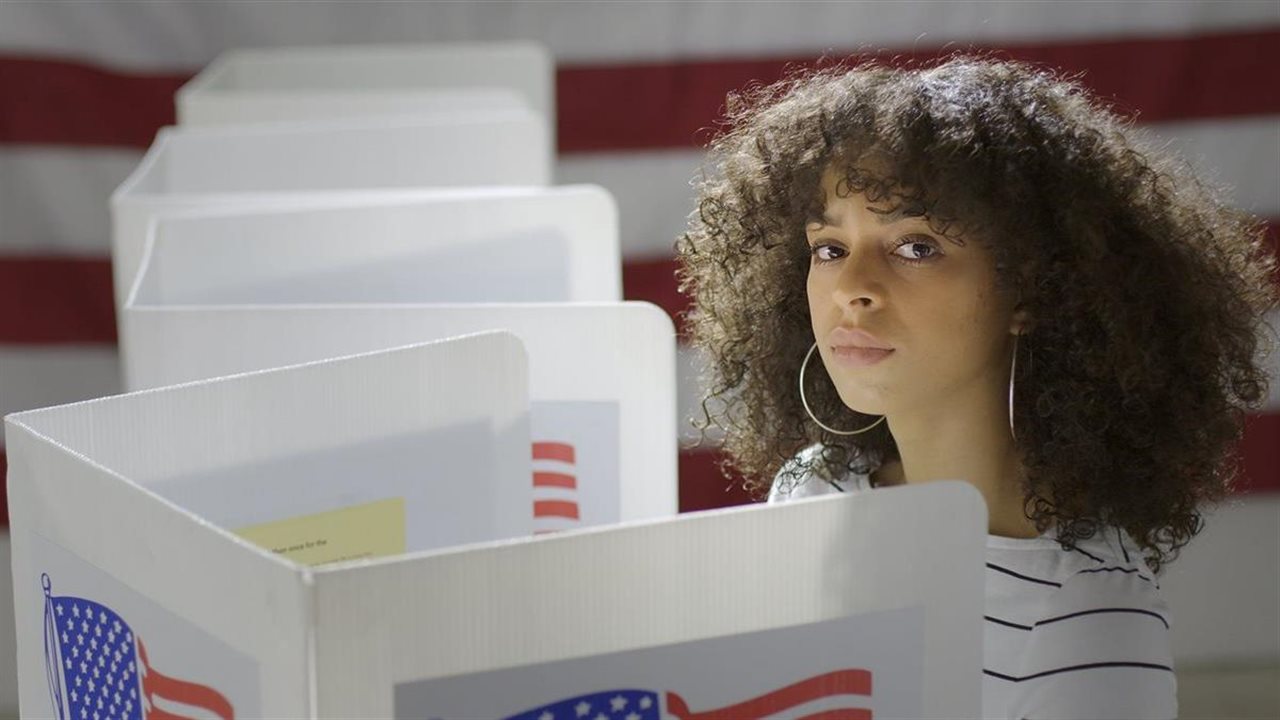 Photo for: Hispanic voters primed to surge the polls this November
