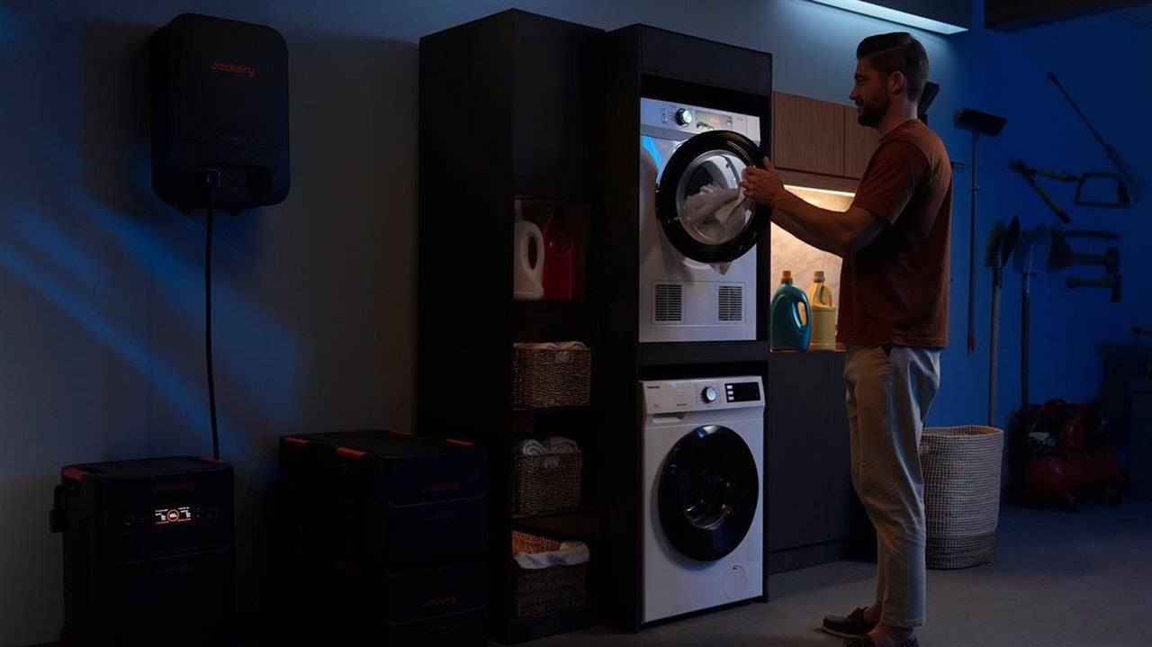 Preview image for Top ways to be more prepared for hurricane season