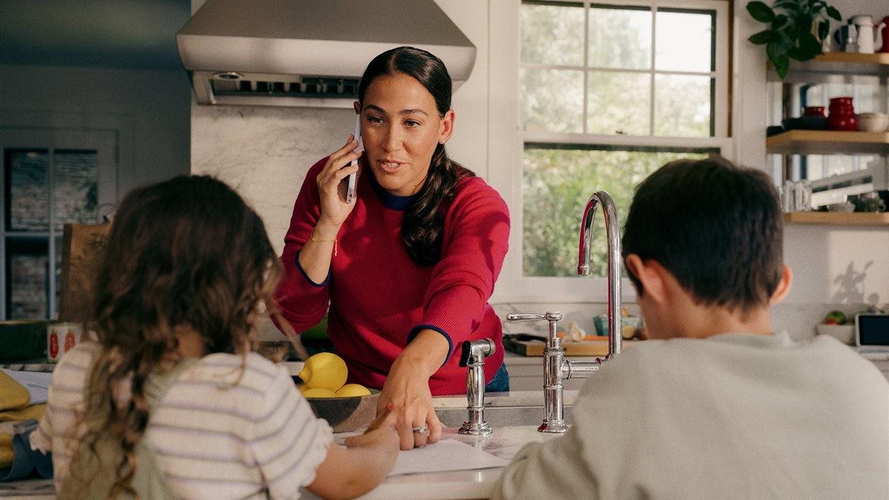 Photo for: The secret to big savings and a stress-free holiday season