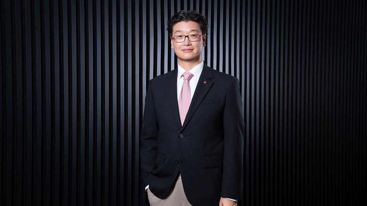 Park Won-jae, head of IR Division at LG Electronics