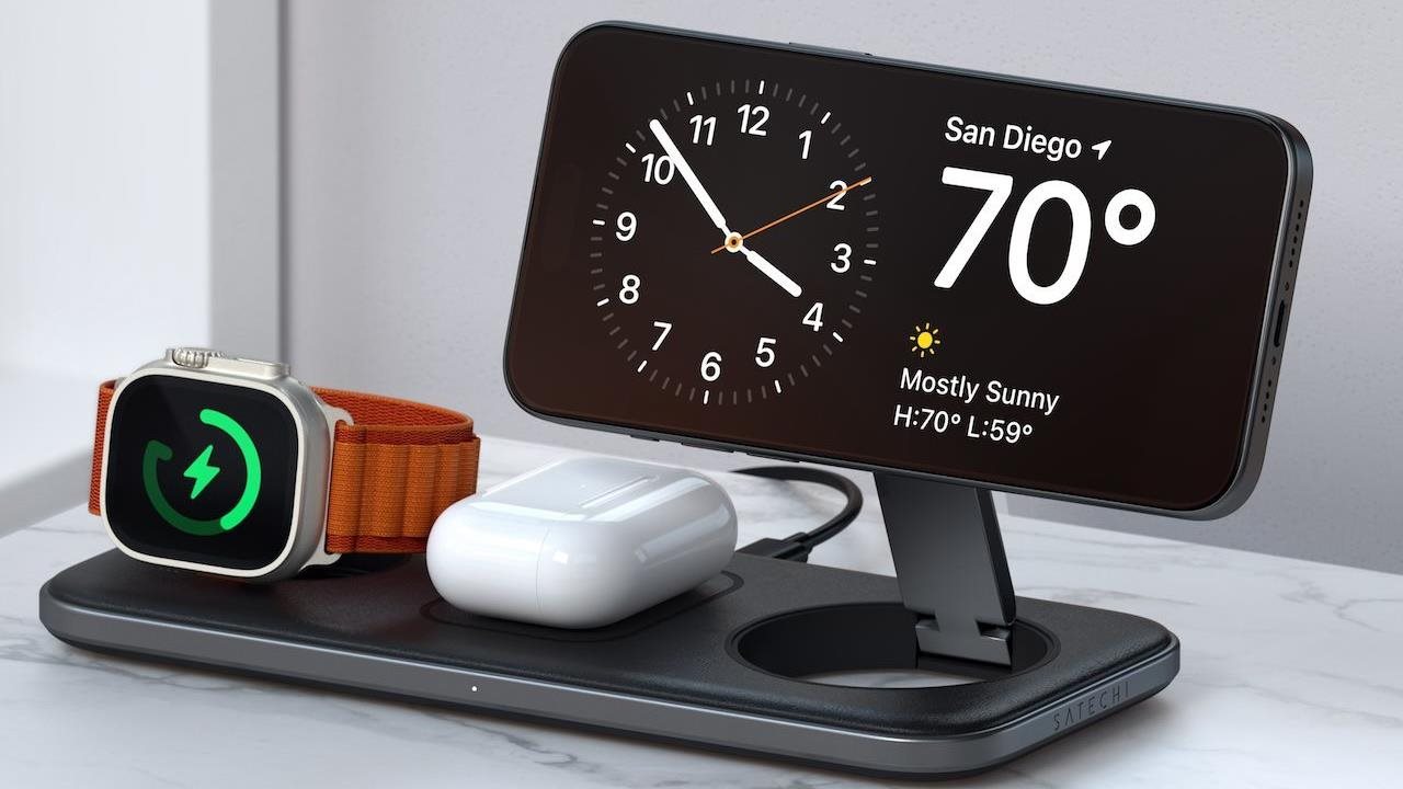 Multi charging station with clock