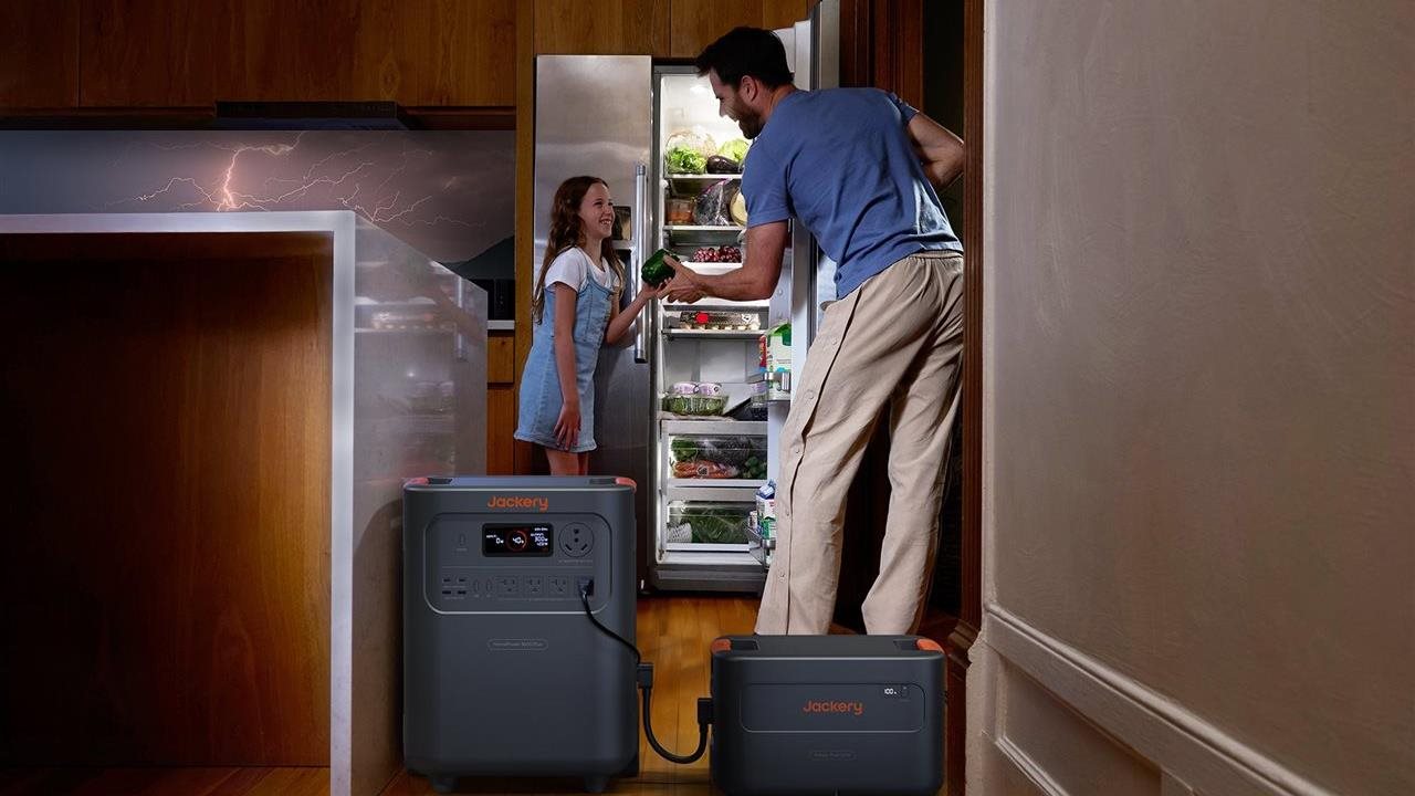 Photo for: 10 ways Gulf Coast and Florida households can prepare for late-season hurricanes