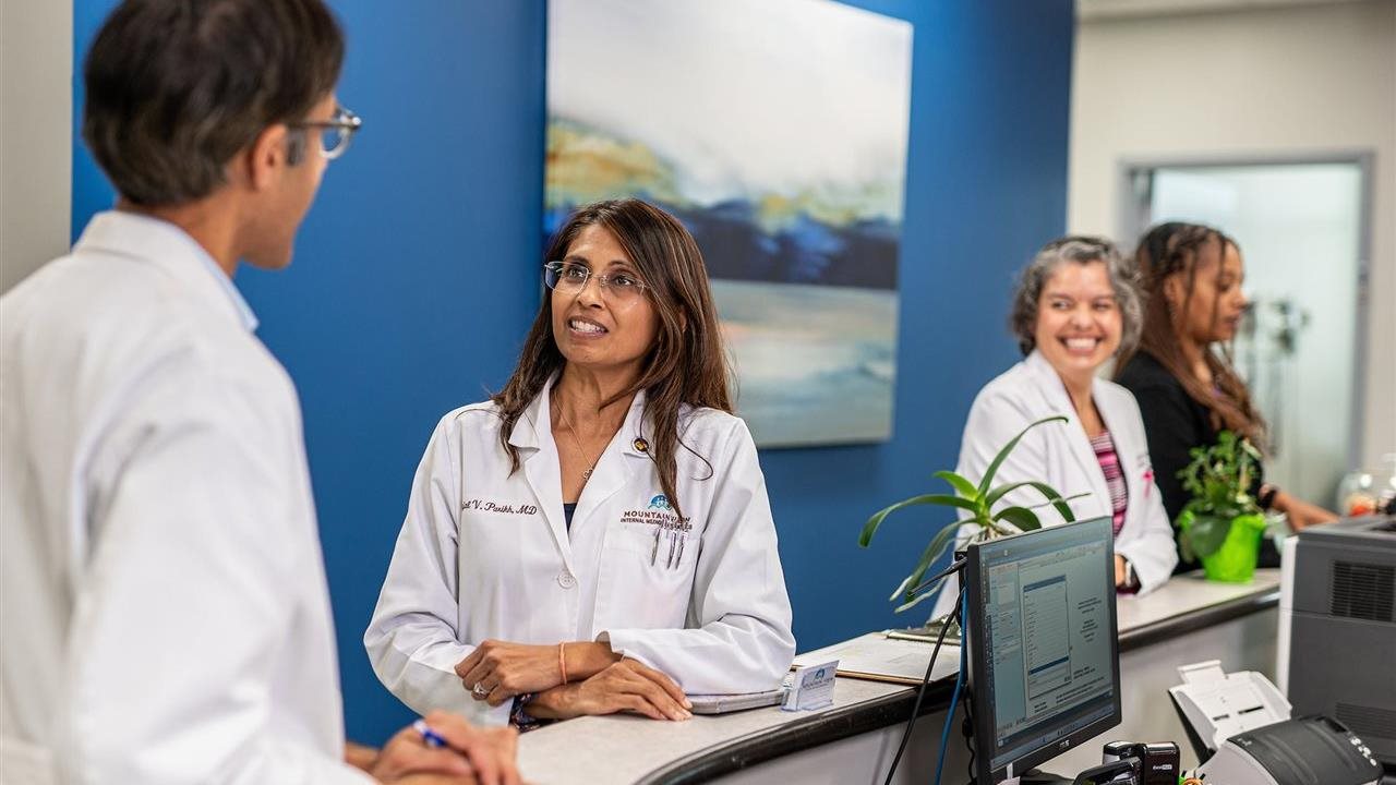Healthcare providers in reception area at Mountain View Internal Medicine and Pediatrics Inc.