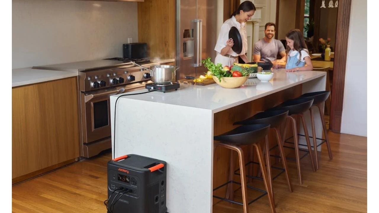 Photo for: Being prepared: How to know what kind of backup power is best for you