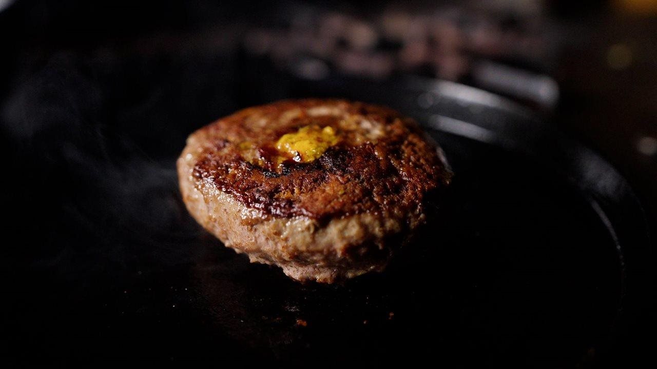 Photo for: How to create the perfect burger in 5 easy steps