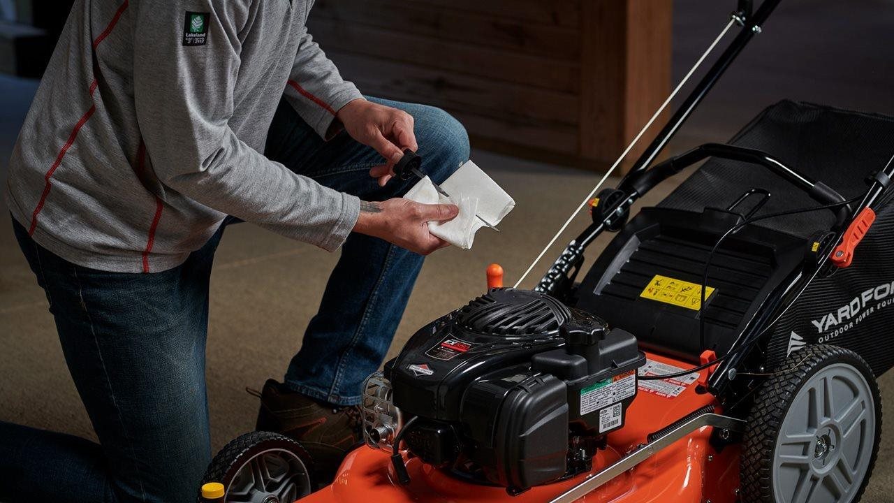 Photo for: What you need to know about choosing a gas-powered lawn mower